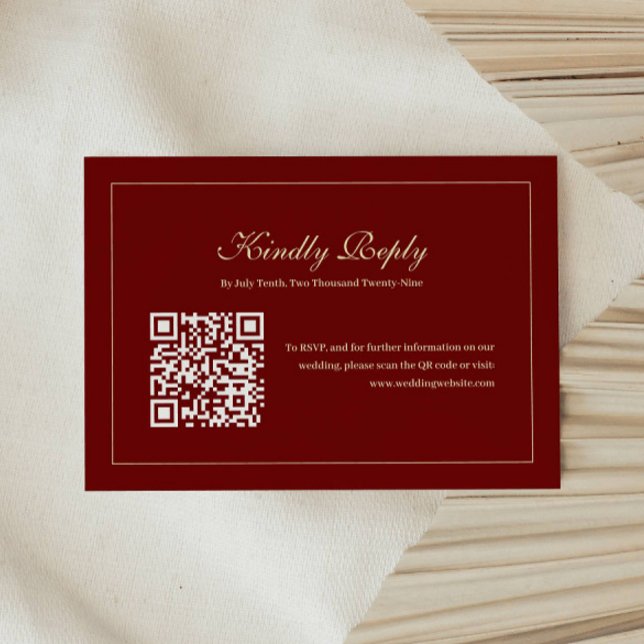 Cartão RSVP Elegant Script Monogram Wine Red QR Code Wedding (Criador carregado)