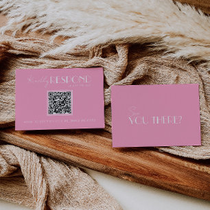 Cartão RSVP Elegante Código QR Minimalista Branco Rosa Casamen