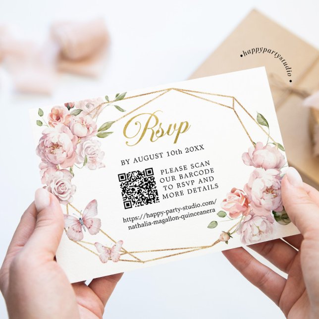 Cartão RSVP Elegante Dourado Rosa Floral Mis Quince Años QR (Criador carregado)