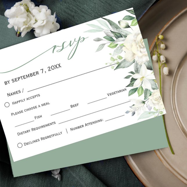 Cartão RSVP Elegante Greenery White Winter Floral (Elegant Greenery White Winter Floral RSVP Card #greenery #rustic #zazzlemade #whiteflowers)