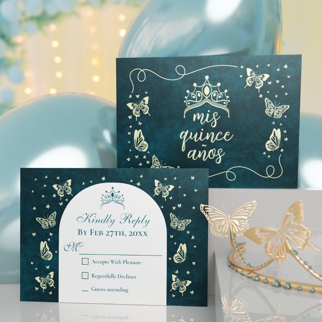 Cartão RSVP Emerald Green Dourada Tiara Butterflies Quinceañer (Emerald Green Gold Tiara Butterflies Quinceañera RSVP Card)