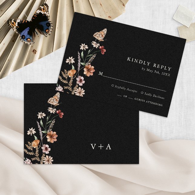Cartão RSVP Floral Boho Chic Wedding (Black Floral Boho Chic Wedding RSVP Card Monogrammed by Painted Paperie
)
