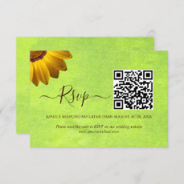 Cartão RSVP Flores Amarelas no Casamento Verde Abstrato