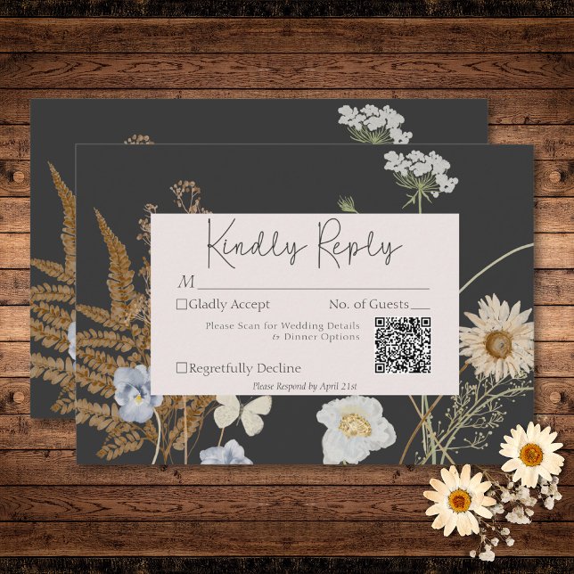 Cartão RSVP Flores selvagens no Charcarboneto Código QR (Wildflowers on Charcoal Wedding QR Code RSVP Card)