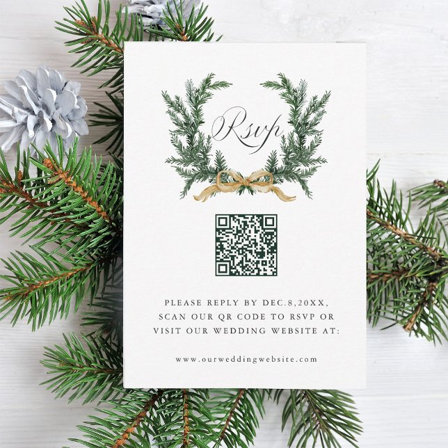 Cartão RSVP Gold Bow & Green Pine Wreath Wedding QR Code (Criador carregado)