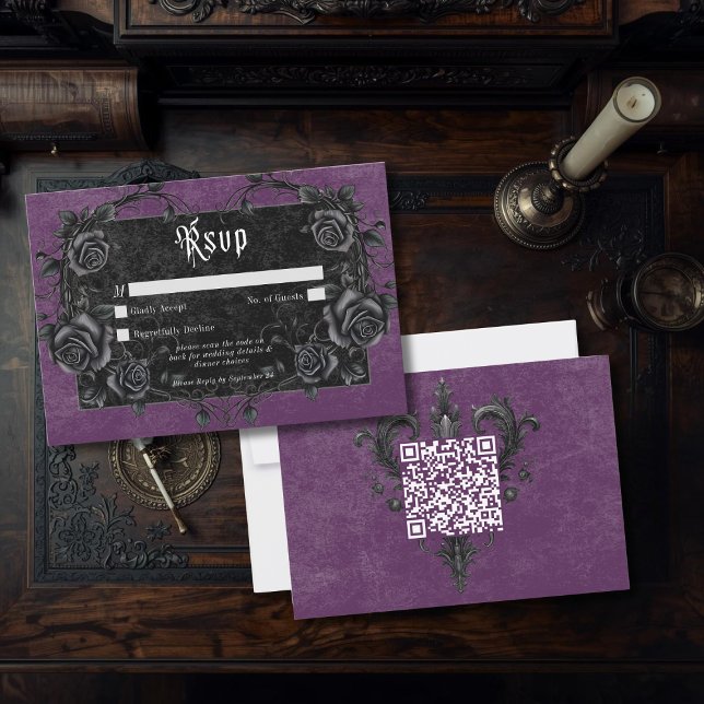 Cartão RSVP Gothic Black Raven & Roses Purple QR Code (Criador carregado)