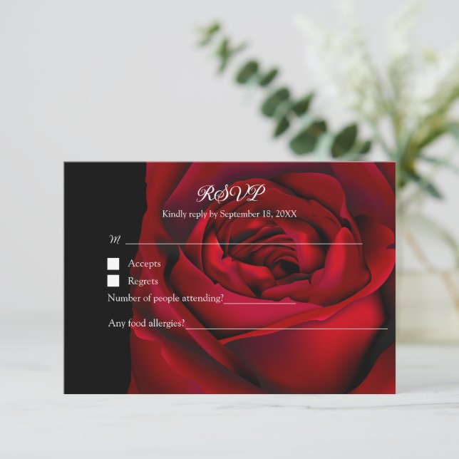 Cartão RSVP Gótico Floral Moody Dark Rosa vermelha Casamento N (Em pé/Frente)