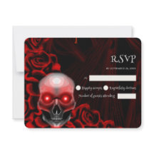 Maldito crânio escura e escura, cor vermelha-de-ro