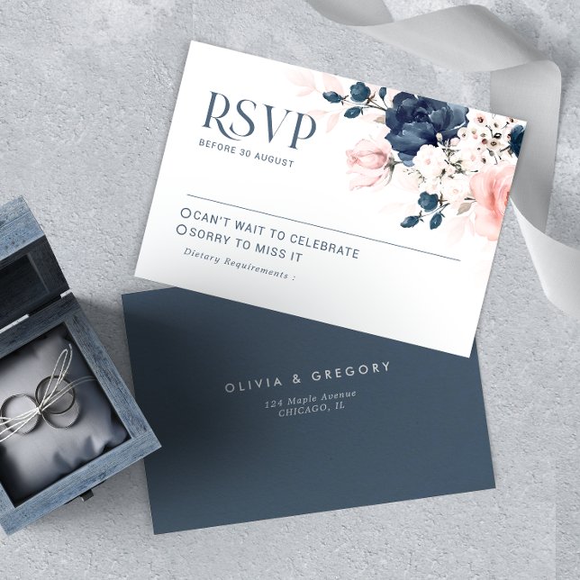 Cartão RSVP Marinho Azul e Buquê Floral Rosa Rosa Esmagado Cas (Criador carregado)