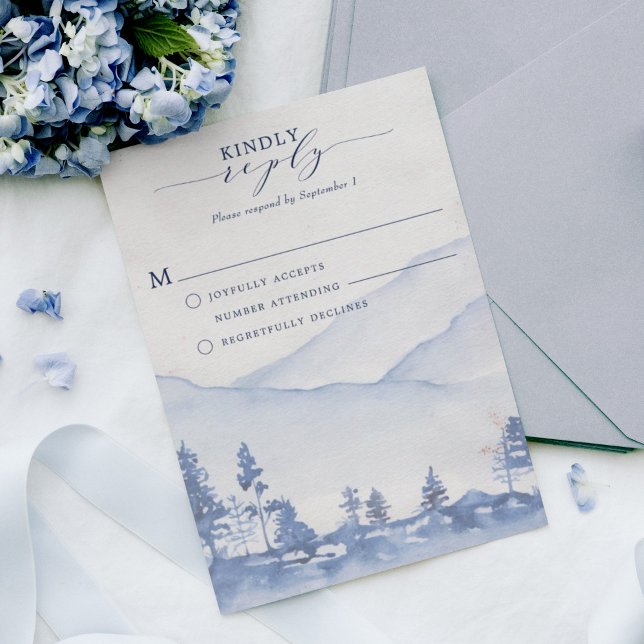 Cartão RSVP Montanha Russa Woodland Blue Watercolor (Invigorate your wedding guests with the refreshing charm of our Blue Mountain Watercolor RSVP Card. )