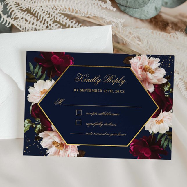Cartão RSVP Moody Burgundy Blush Peonies Marinho Casamento Flo (Criador carregado)
