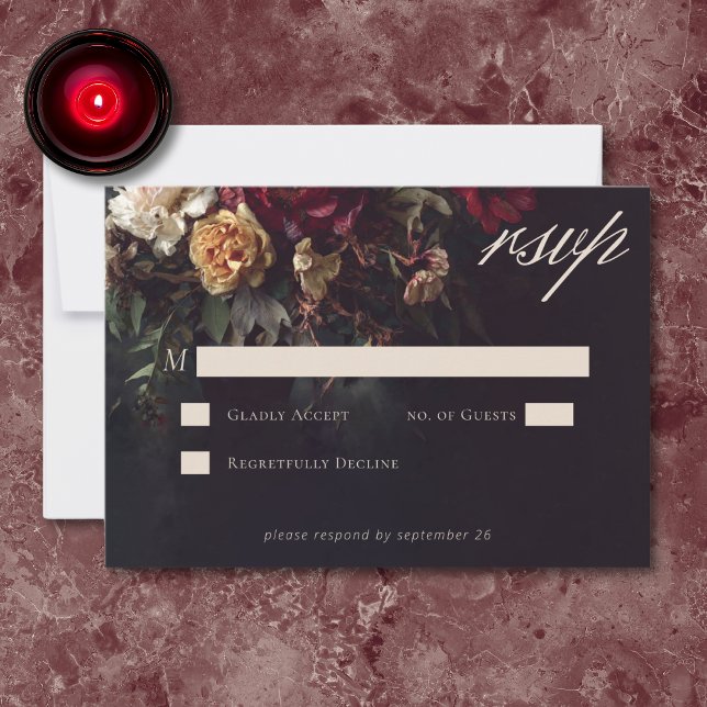 Cartão RSVP Moody Romantic Dark Floral Gothic Wedding (Criador carregado)