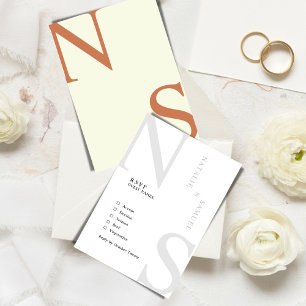 Cartão RSVP Peach Minimalista e Elegante Iniciais Negrito Casa