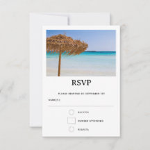 Praia Tropical Cênica com Casamento de Guarda-Chuv