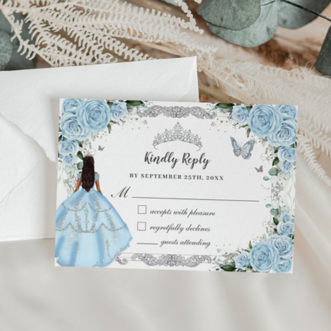 Cartão RSVP Quinceañera Sky Blue Floral Flowers Princesa (Criador carregado)