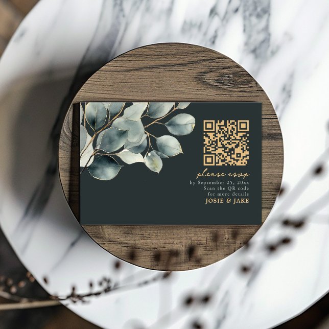 Cartão RSVP Ramificação Eucalyptus, casamento verde Código QR  (Eucalyptus branch, green wedding rsvp card with gold QR Code and text)
