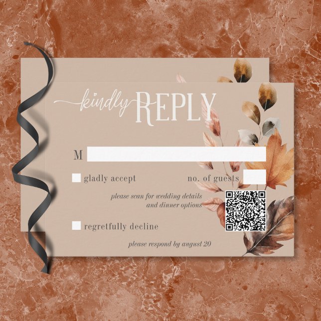 Cartão RSVP Rastreado Creme de bronzeado e castanho caem flora (Rustic Tan Cream & Brown Fall Floral QR Code RSVP Card)