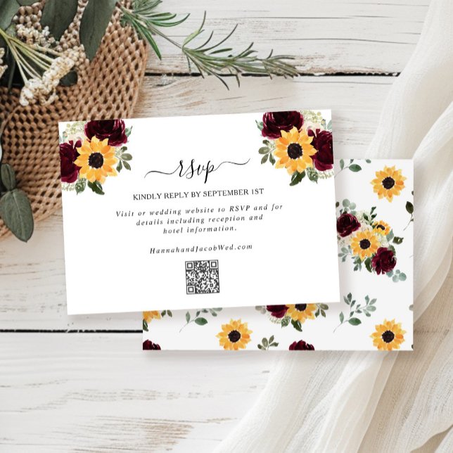 Cartão RSVP Rosas de girassol Casamento Rústico Código QR (Criador carregado)