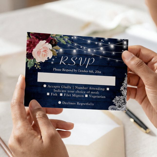Cartão RSVP Rustic Blue Blush Floral String Luzes De Casamento (Criador carregado)