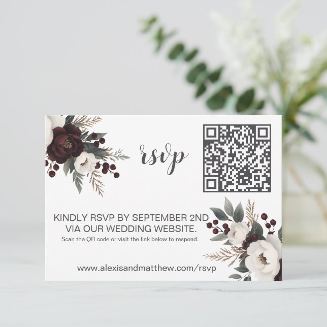 Cartão RSVP Rustic Elegance Burgundy Floral (Em pé/Frente)