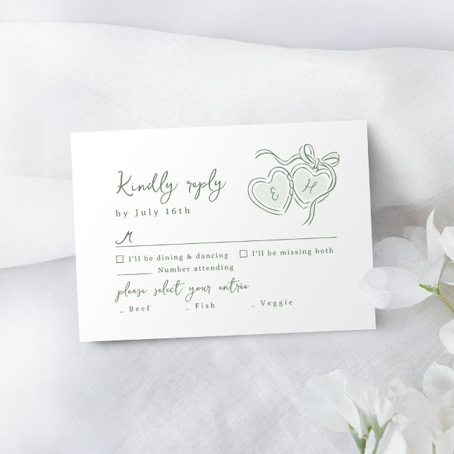 Cartão RSVP Sage Hand Drawn Hearts Monogram Whimsical Wedding (Sage Hand Drawn Hearts Monogram Whimsical Wedding RSVP Card)