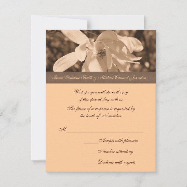 Cartão RSVP Sepia Magnolia Flower Wedding (Frente)