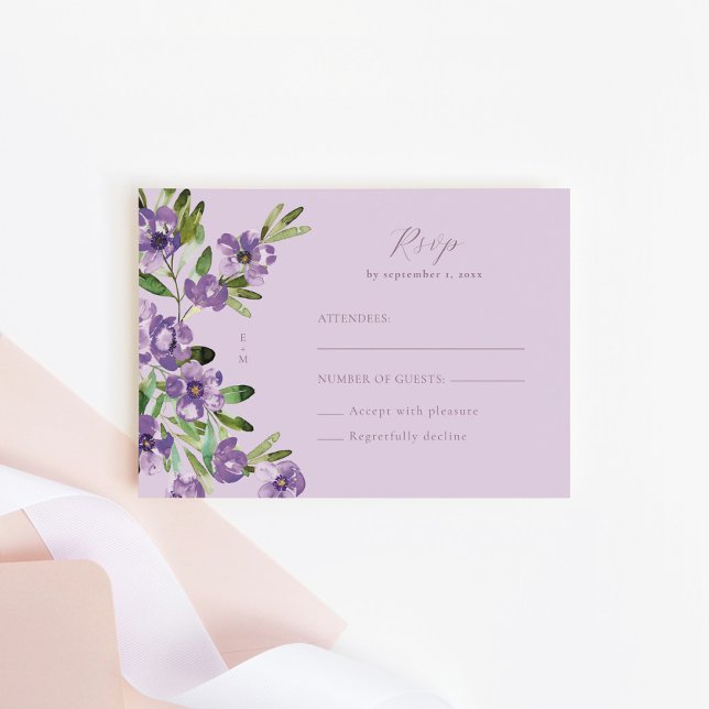 Cartão RSVP Sofisticado Clássico Casamento Floral Roxo (Criador carregado)
