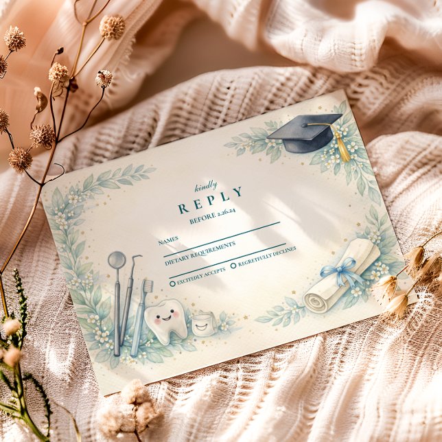 Cartão RSVP Soft Blue White Coat Dentist Graduation (Criador carregado)