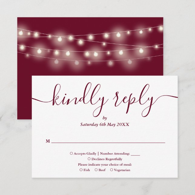 Cartão RSVP String Lights Burgundy Script Medium Choice (Frente/Verso)