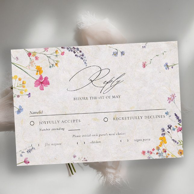 Cartão RSVP Wildflower Petal Watercolor Elegant Wedding Meal (wildflower wedding rsvp meal choice watercolor garden backyard barn summer spring elegant blush)