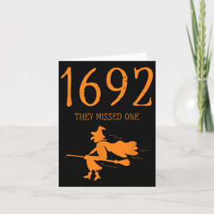 Cartão Salem 1692 Perderam Uma Bruxa De Halloween Diverti