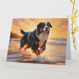 Cartão Sandy Paws Bernese Mountain Dog em Beach Sunset