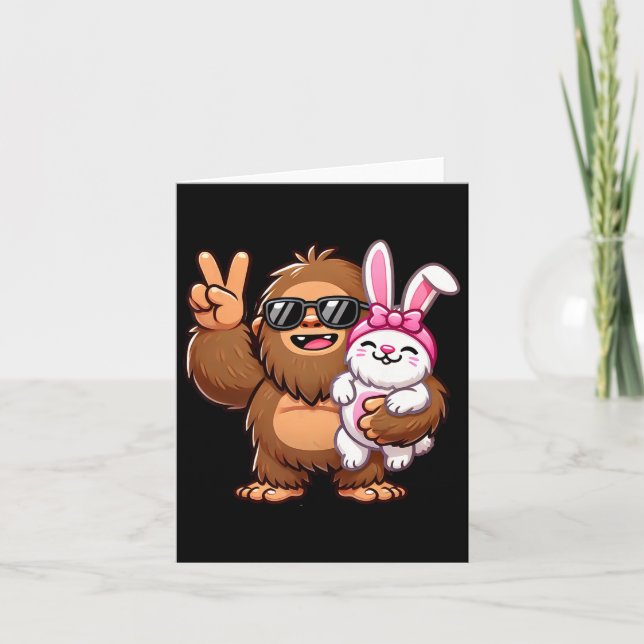 Cartão Sasquatch do Dia da Páscoa Engraçado da Páscoa Bun (Frente)