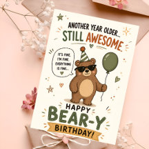 Saudação de aniversário de urso de desenho animado