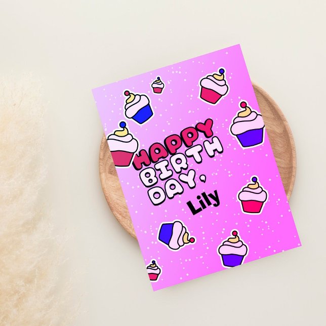 Cartão Saudação de Aniversário do Cupcake de Menina PInk (Criador carregado)