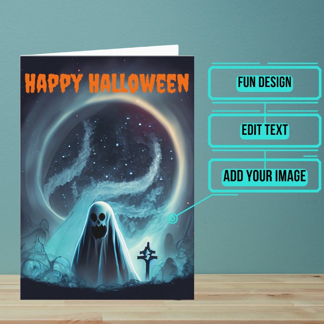 Cartão Scary Ghost Halloween (Send a special greeting to a friend at Halloween with this fun card.)