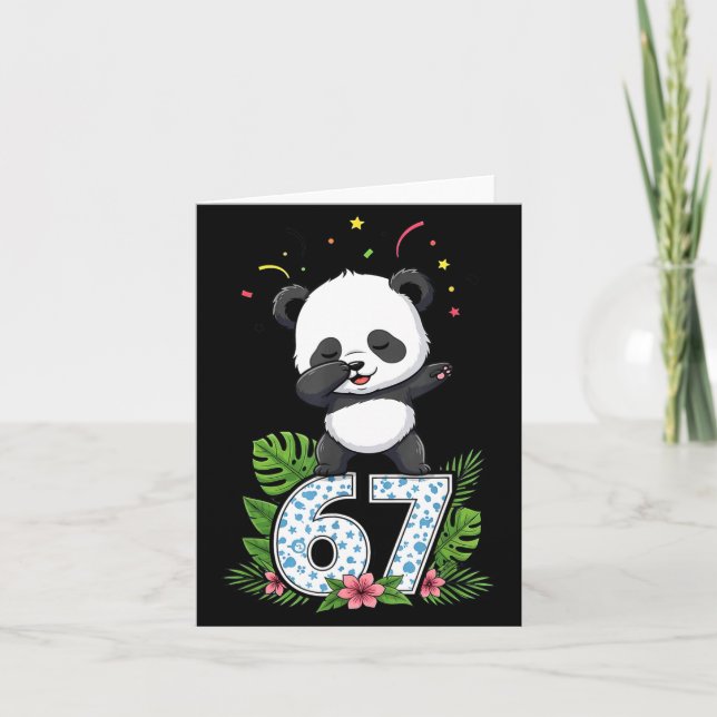 Cartão Seis Sete Meme Dabbing Bebê Panda 67 Engraçado Gen (Frente)