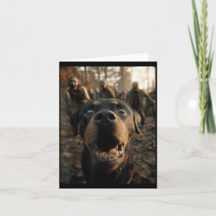 Cartão Selfie Engraçado de Rottweiler com Zumbis Assustad