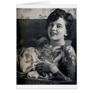 Cartão Senhora Tattooed de reclinação