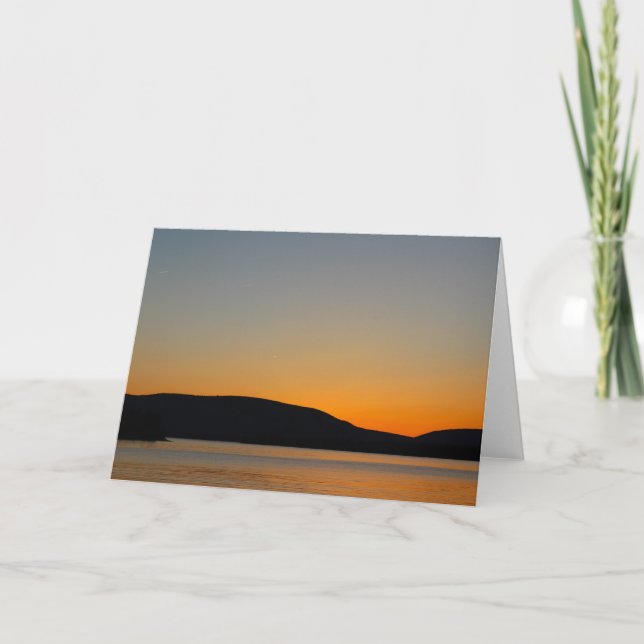 Cartão Silhouette de montanha (Frente)