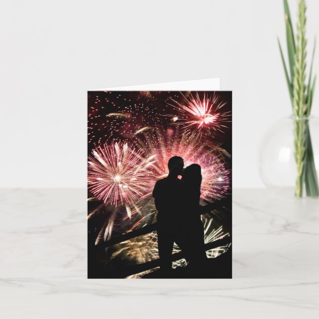 Cartão Silhueta de beijos de Casal do Fireworks (Frente)