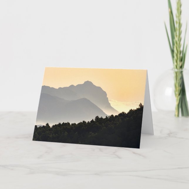 Cartão Silhuetas das montanhas (Frente)