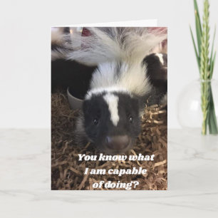CARTÃO **SKUNK DIGA QUE É MELHOR TER UM ANIVERSÁRIO FEL