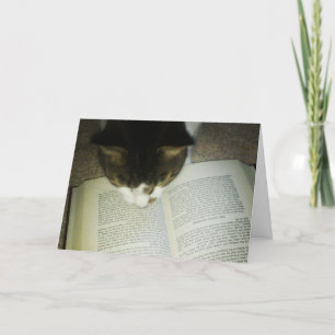 Cartão "Snugafur Likes to Read" Birthday Card