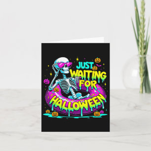 Cartão Só Esperando A Rosquinha De Esqueleto De Halloween