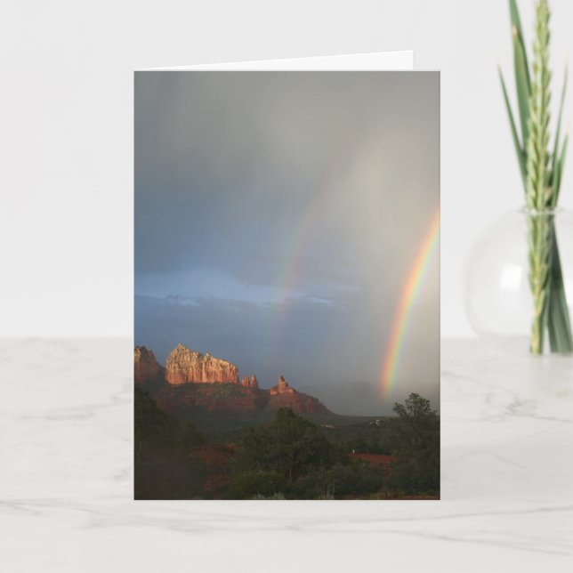 Cartão Sobre o Arco-íris em Sedona. Espaço em branco dent (Frente)