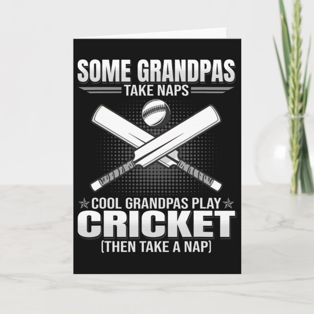 Cartão Some Grandpas Take Naps - Funny Cricket Playing  (Frente)