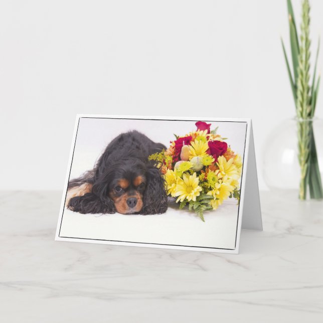 Cartão Spaniel de rei Charles descuidado com flores do (Frente)