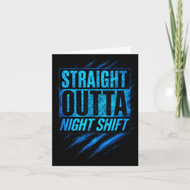 Cartão Straight Outta Night Shift - Funny Owl Workers  (Frente)