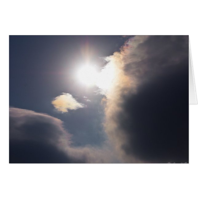 Cartão Sundog Rainbow Cloud Burst Roupa e presentes (Frente Horizontal)